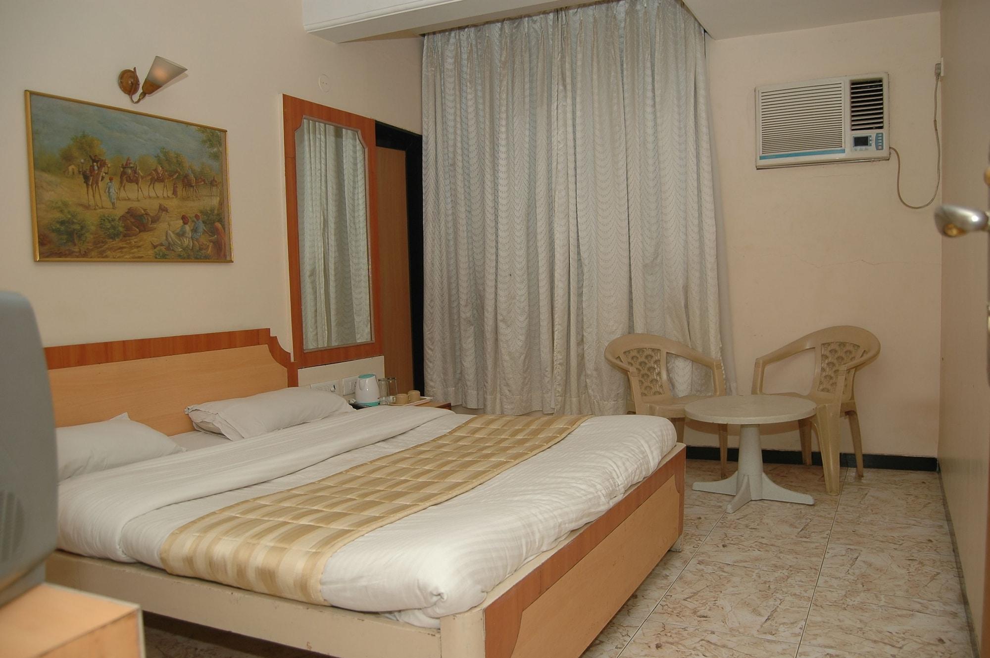Hotel Alka Residency Тхане Екстер'єр фото