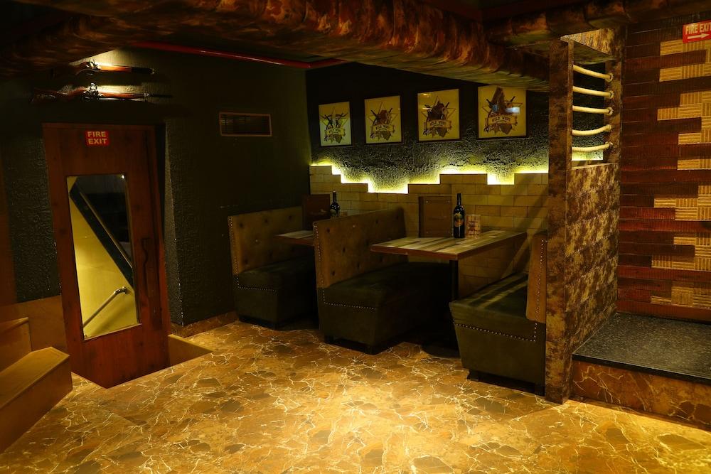 Hotel Alka Residency Тхане Екстер'єр фото
